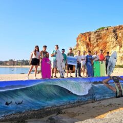 Ferragudo Beach mural pays homage to surfers and bodyboarders
