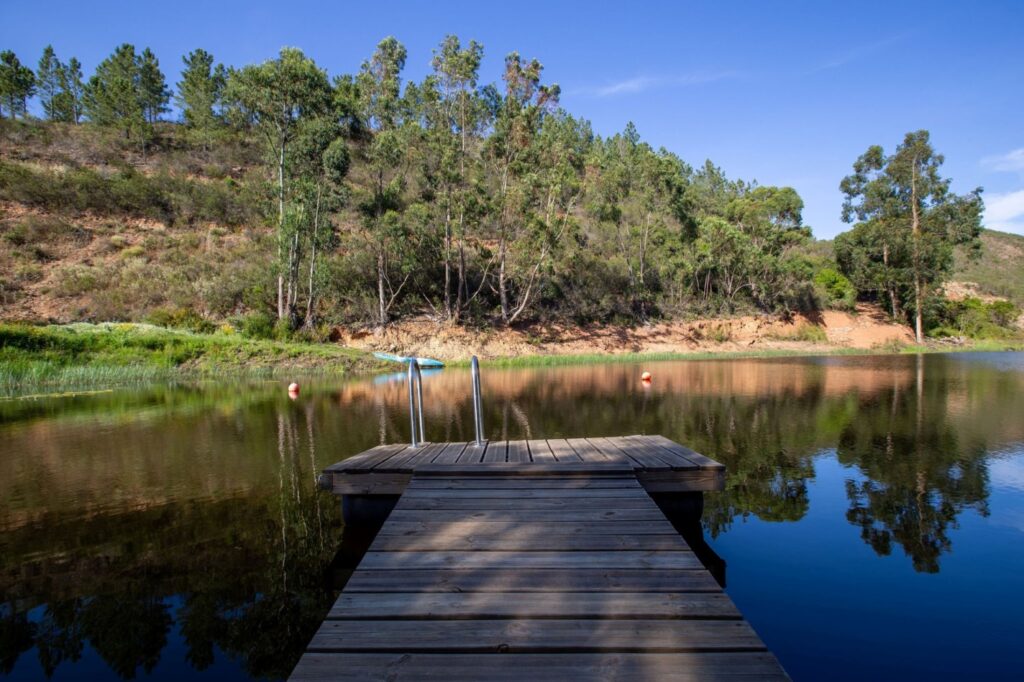 Quinta Alma, Algarve Retreat - lake